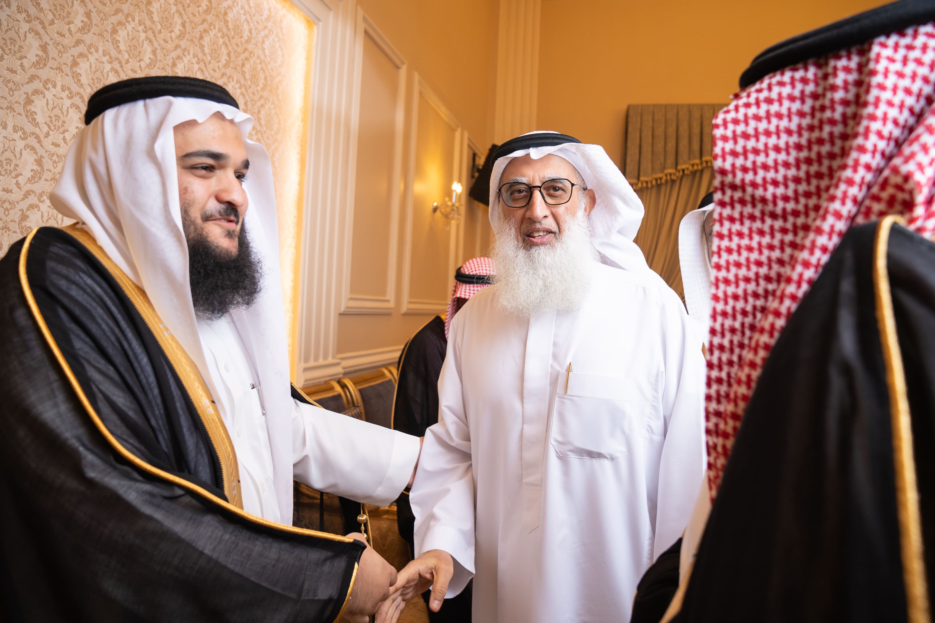 Gallery Image skeleton-image